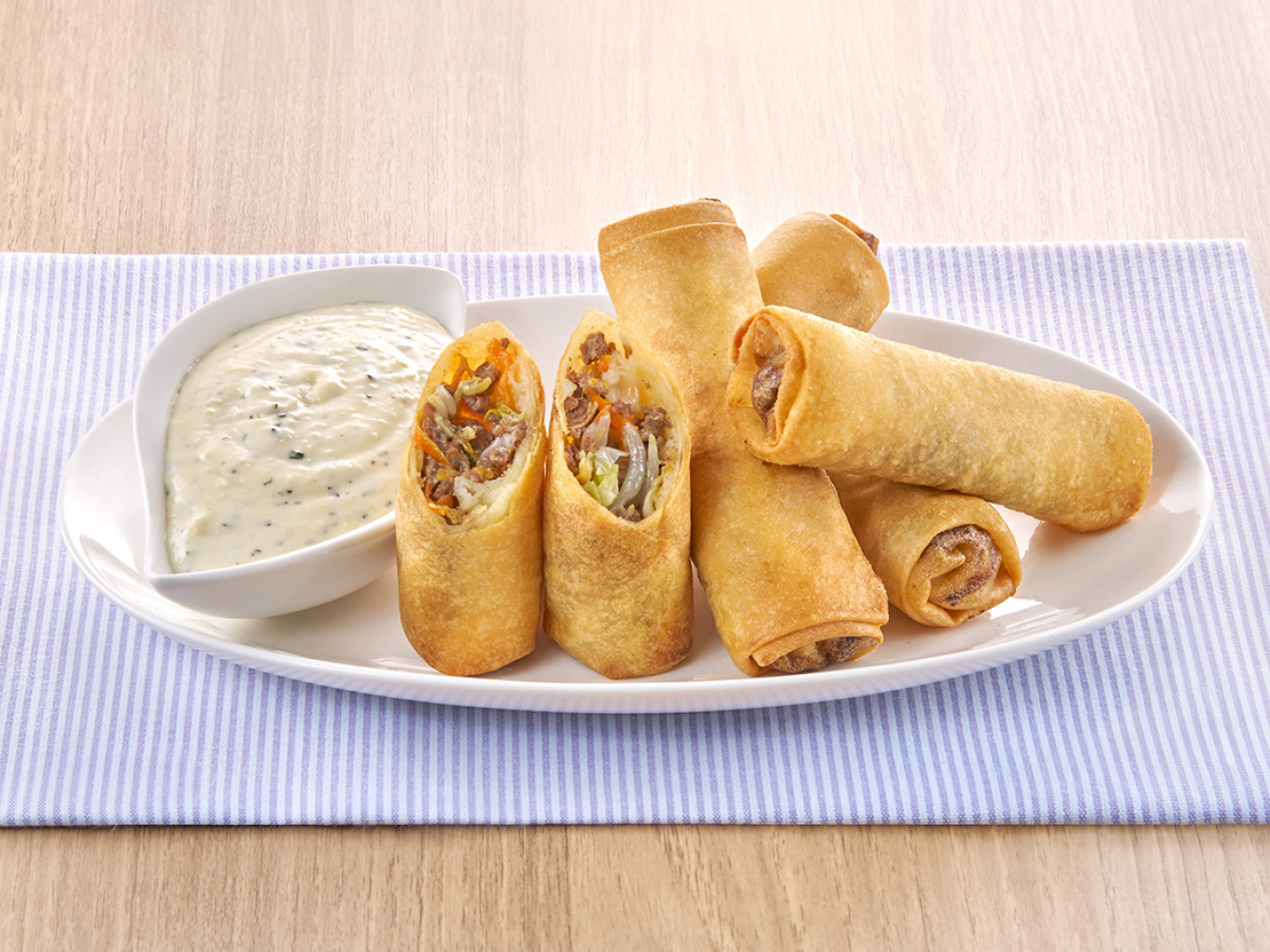 Beef Spring Roll with Cheese Mayo Sauce