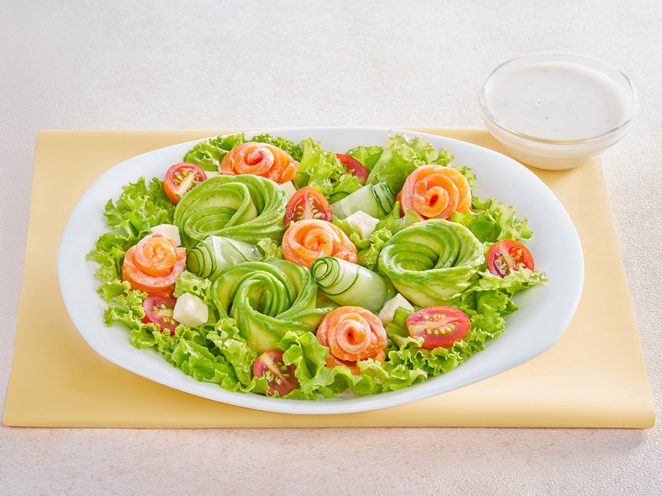 Flower-shapped Salmon and Avocado Salad