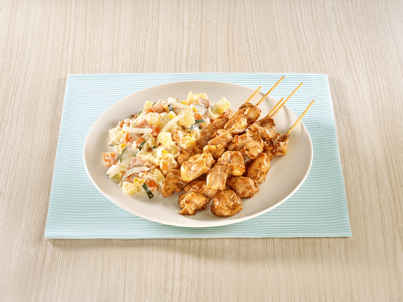 Sate Ayam dengan Salad Kentang