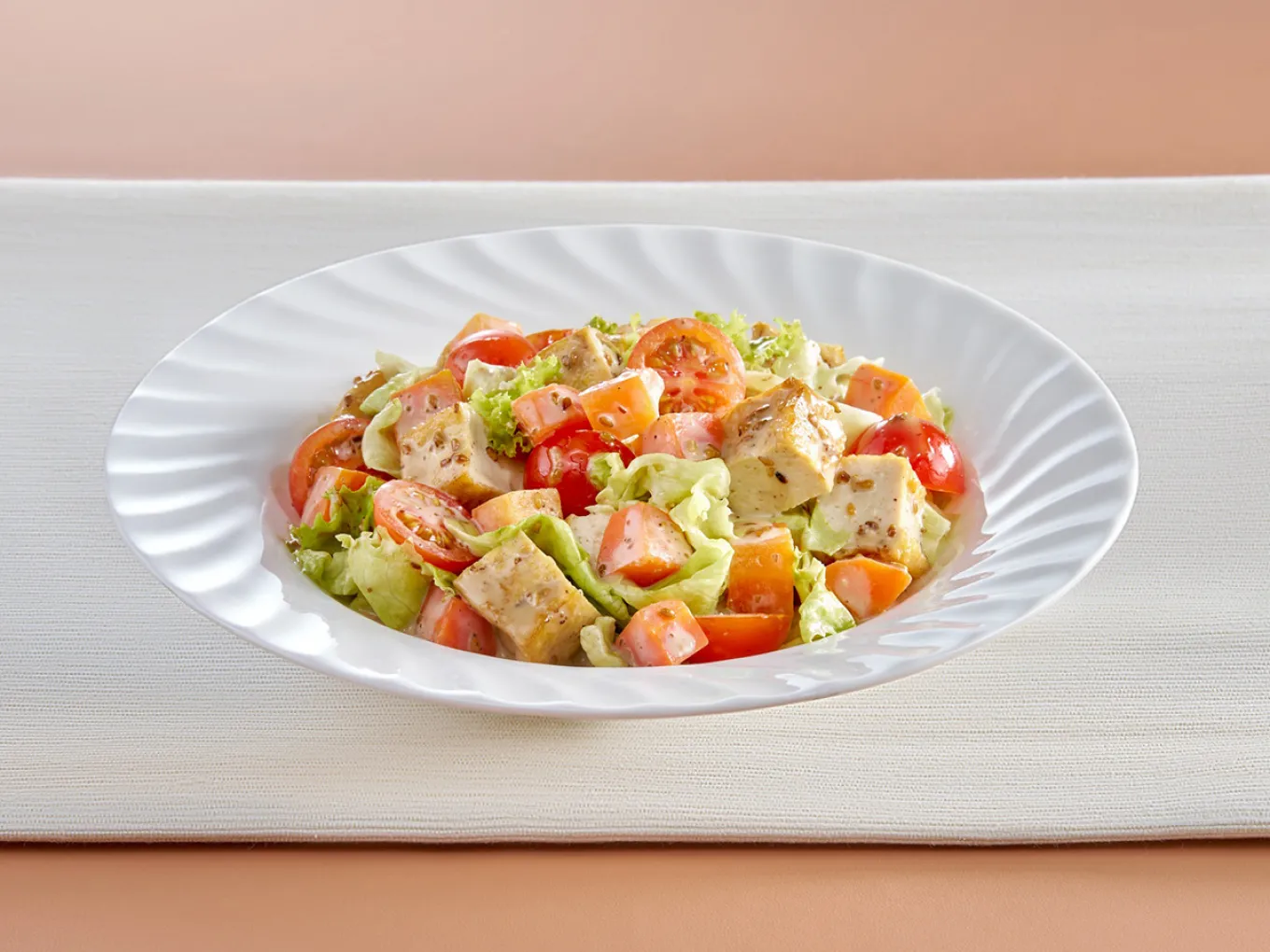 Salad Campur dengan Tahu