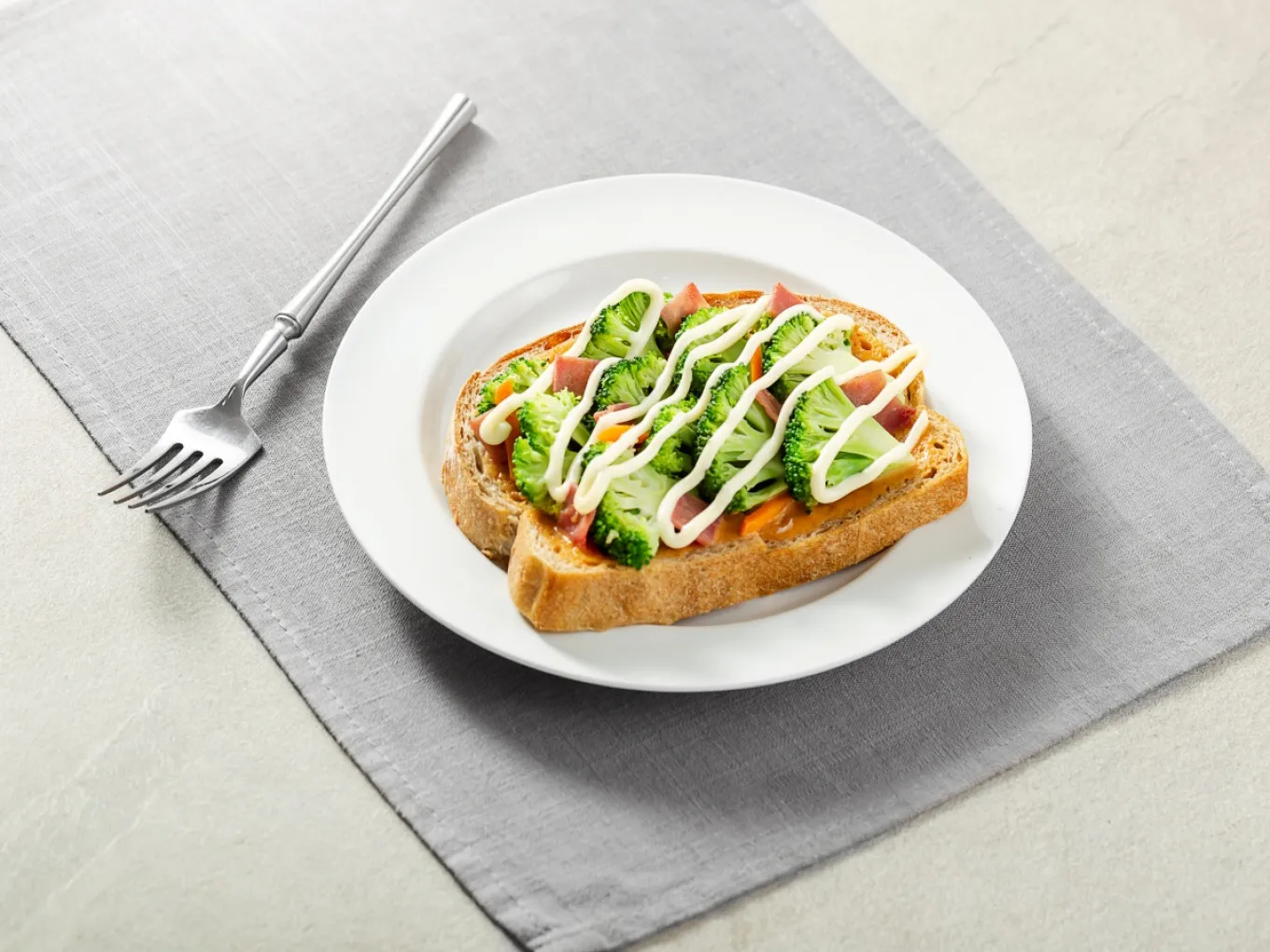 Spicy Veggie Tartine
