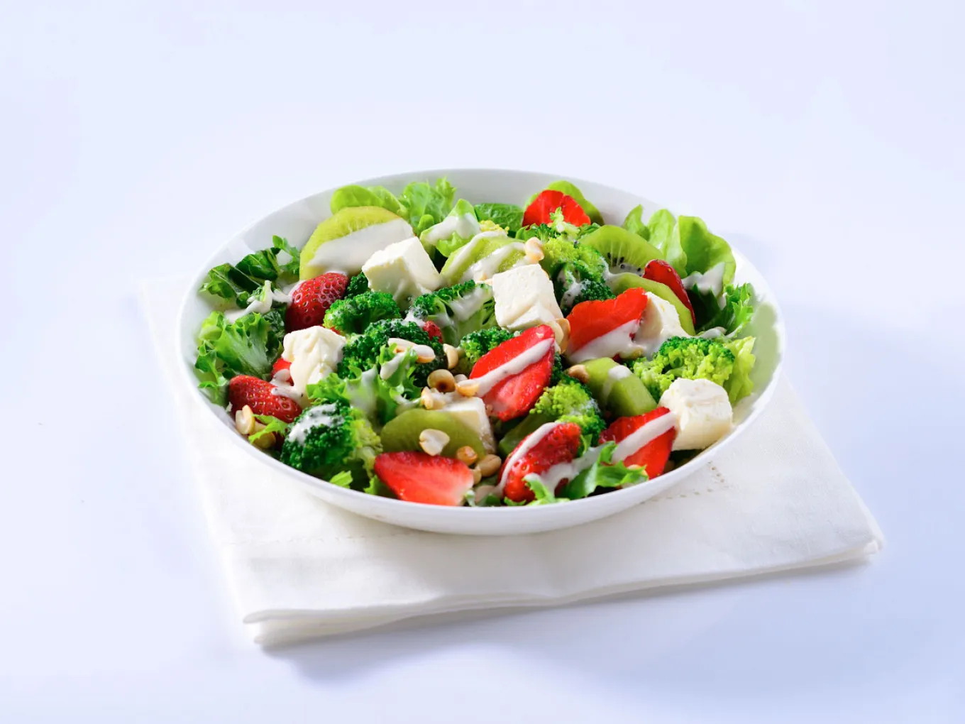 Salad Stroberi dan Keju