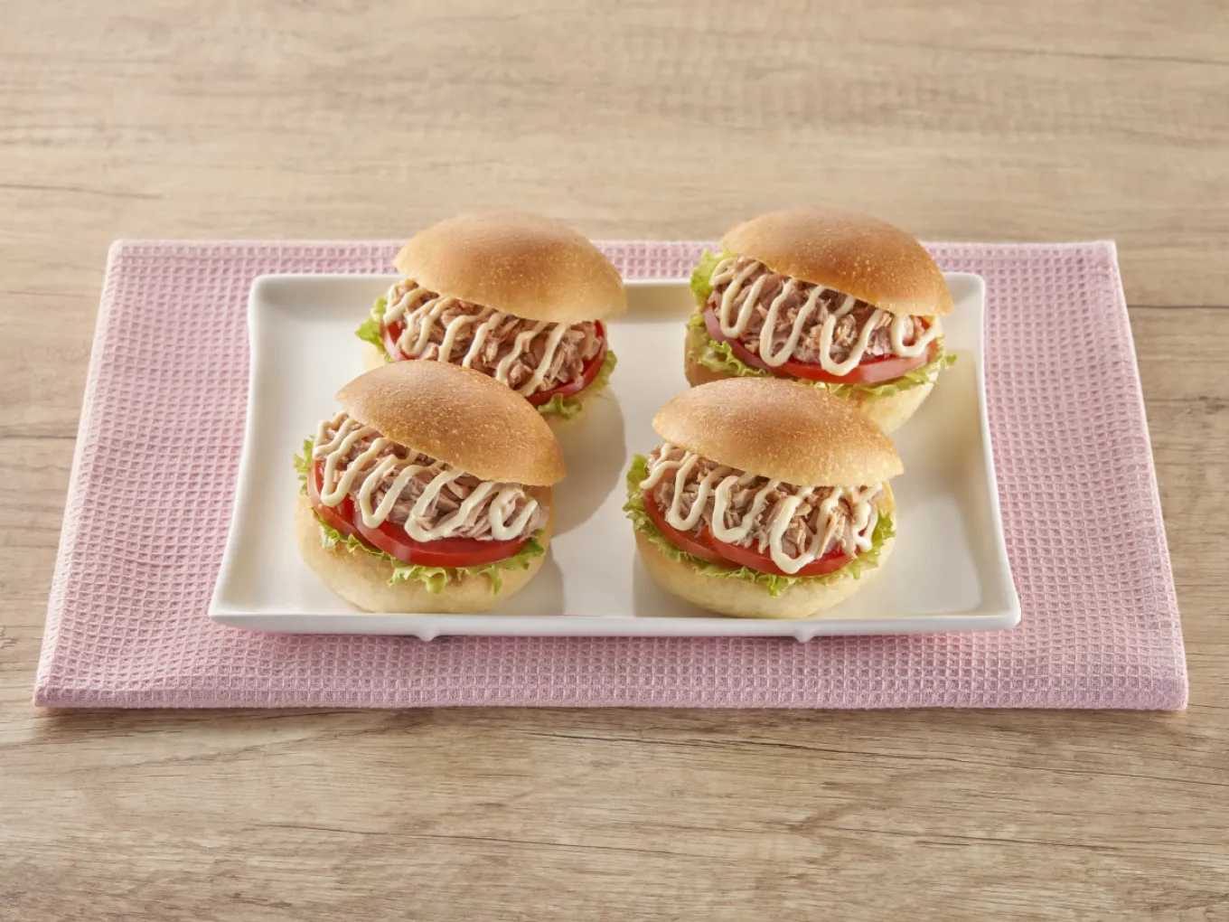 Tuna and Tomato Sandwich