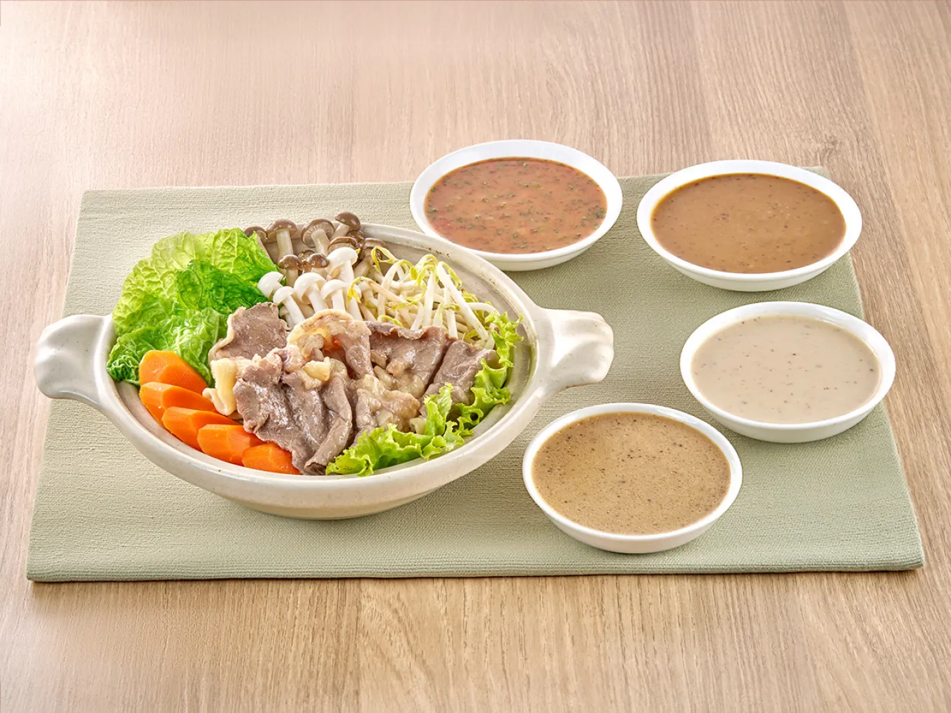 Shabu-shabu dengan Aneka Saus Wijen Sangrai
